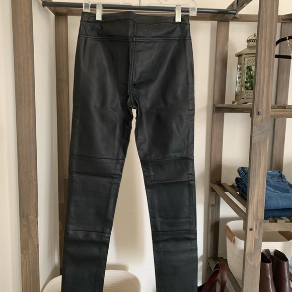 Faux-Leather pants - Picture 2 of 3